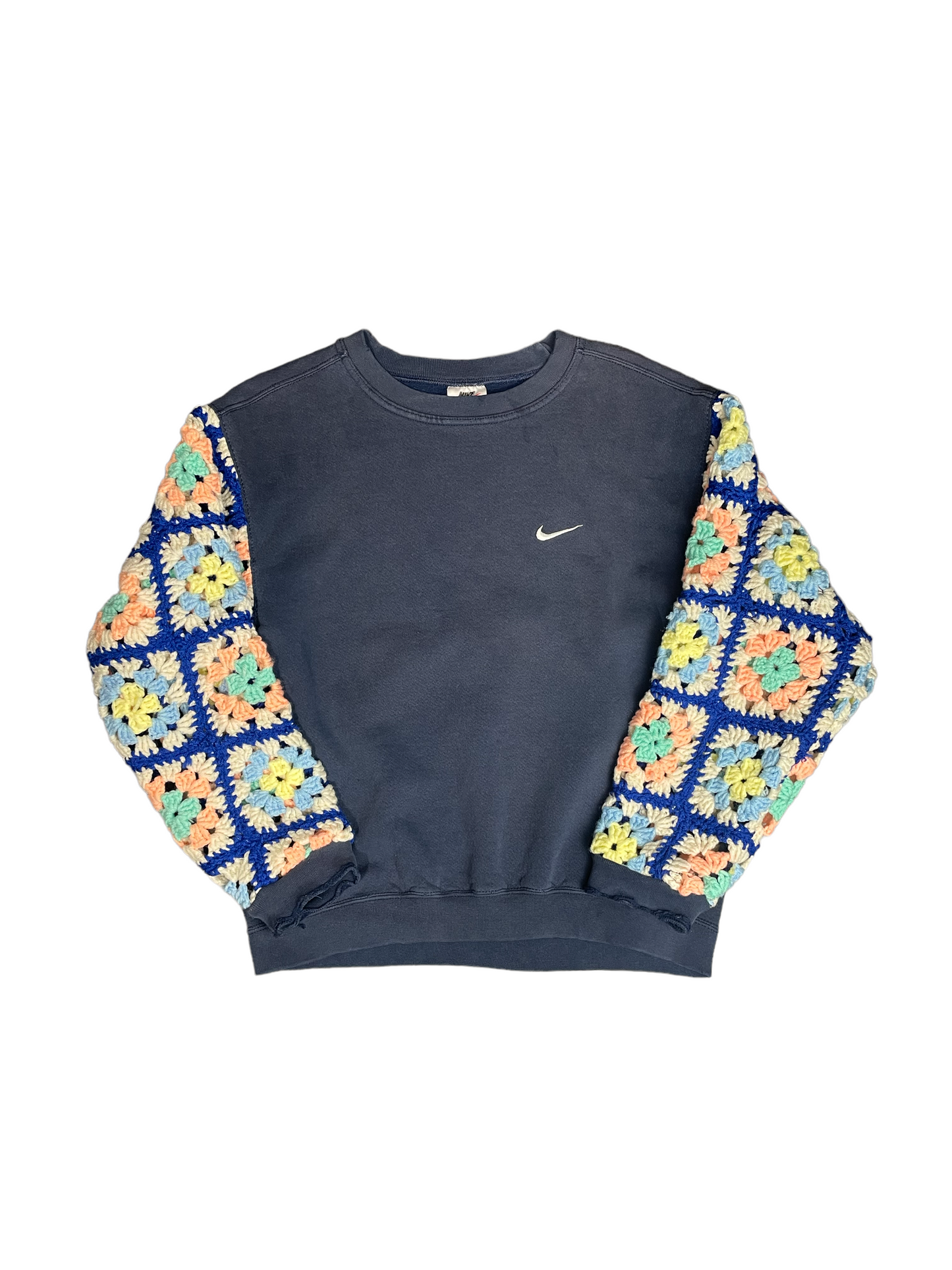Crochet Nike crewneck Medium