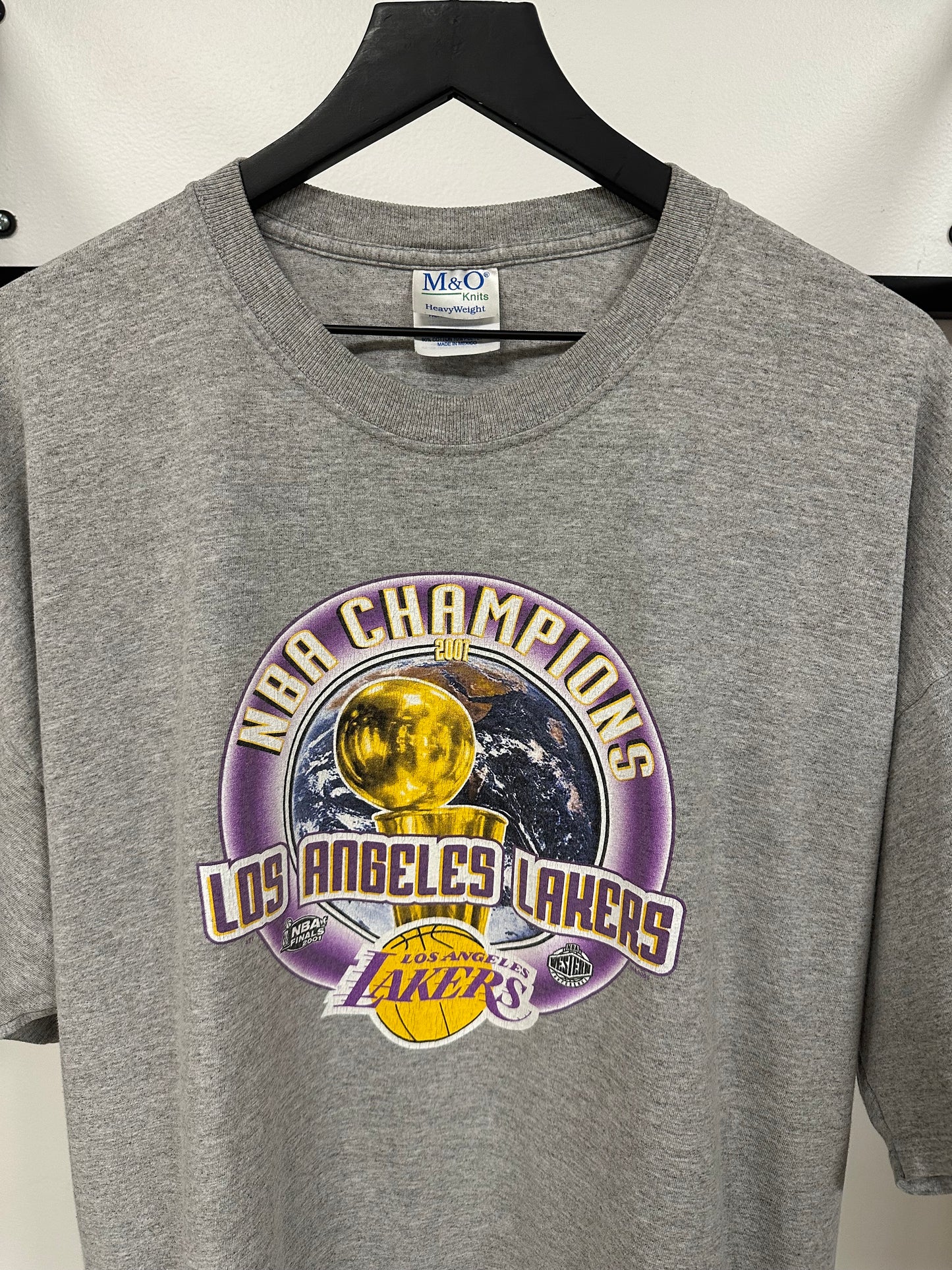 Vintage Lakers Champions 2001 Shirt XXL
